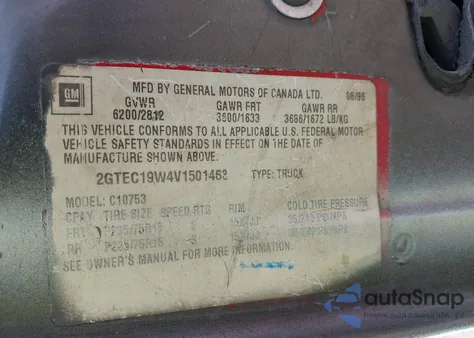 1997 GMC Sierra 1500 Sl Wideside z USA, uszkodzony, nr VIN 2GTEC19W4V1501463